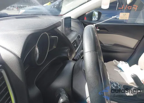 2015 Mazda Mazda3 I Touring из США, поврежденный, VIN 3MZBM1V72FM181100